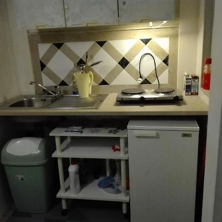 Suite Calefati "Monolocale" Bari Bagian luar foto